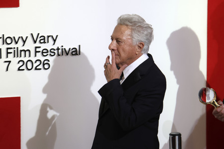 Crystal Globe Award für Dustin Hoffmann, Karlovy Vary International Film Festival 2026