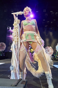 Konzert von Rita Ora in Wolfsburg