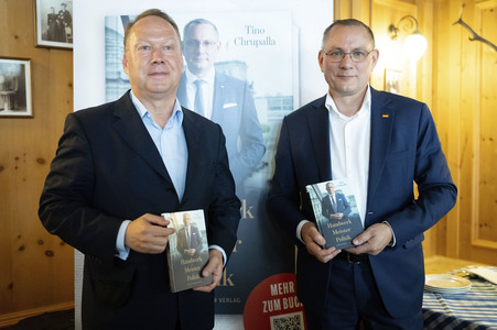 Buchpräsentation von Tino Chrupalla in Berlin