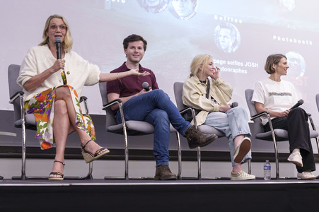'From Atlanta to Paris 2' Convention in Paris