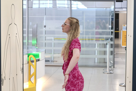 Sicherheitskontrolle am Flughafen Köln/Bonn