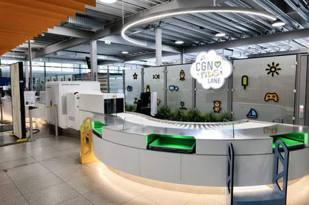 Sicherheitskontrolle am Flughafen Köln/Bonn