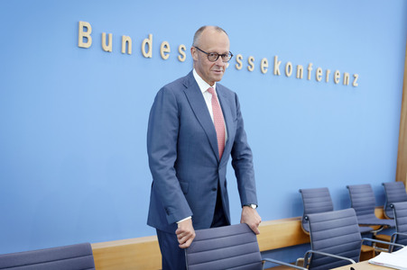 Bundespressekonferenz 'Aktuelle Themen der Innen- und Außenpolitik' in Berlin
