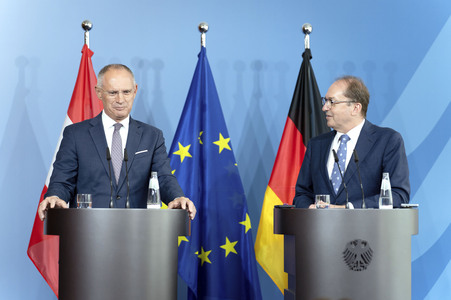 Pressestatement von Gerhard Karner und Alexander Dobrindt in Berlin