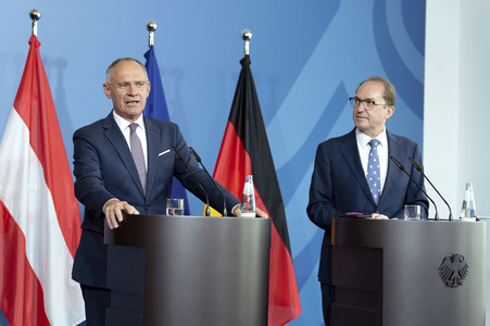 Pressestatement von Gerhard Karner und Alexander Dobrindt in Berlin