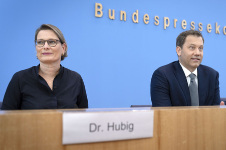 Bundespressekonferenz 'Vorstellung des Aktionsplans zur Bekämpfung von Steuer- und Finanzkriminalität' in Berlin