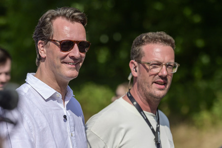 Hendrick Wüst besucht das Parookaville in Weeze