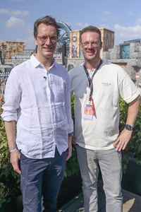 Hendrick Wüst besucht das Parookaville in Weeze