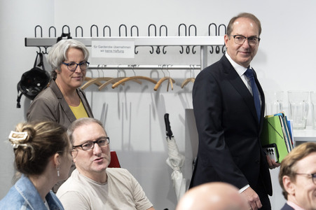 Bundespressekonferenz 'Bundeslagebild Sexualdelikte zum Nachteil von Kindern und Jugendlichen 2025' in Berlin