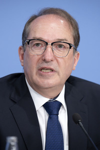 Bundespressekonferenz 'Bundeslagebild Sexualdelikte zum Nachteil von Kindern und Jugendlichen 2025' in Berlin