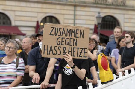 Nach dem Terroranschlag beim 48. Christopher Street Day 2026 in Berlin