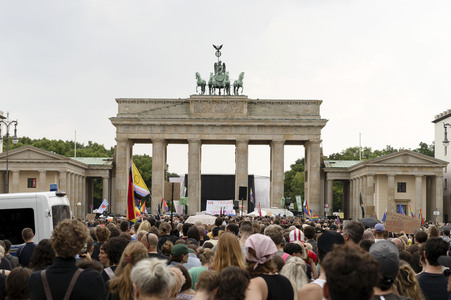 Nach dem Terroranschlag beim 48. Christopher Street Day 2026 in Berlin