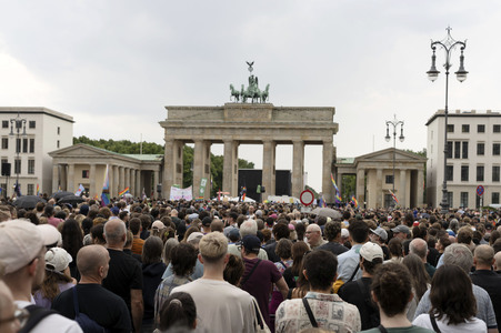 Nach dem Terroranschlag beim 48. Christopher Street Day 2026 in Berlin