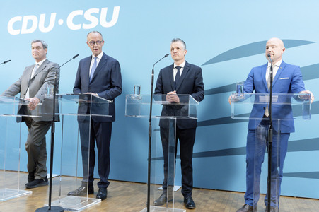 Sondersitzung der CDU/CSU-Bundestagsfraktion in Berlin