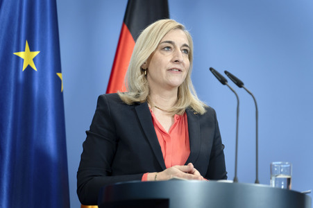 Pressekonferenz zur Reform des Rechts der Nachrichtendienste in Berlin