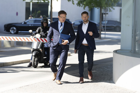 Pressestatement von Carsten Schneider nach Kabinettsitzung in Berlin
