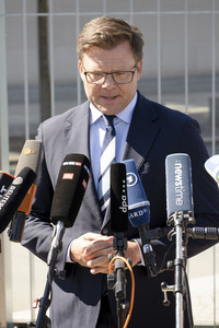 Pressestatement von Carsten Schneider nach Kabinettsitzung in Berlin
