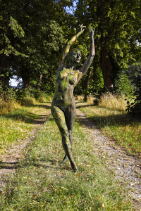 NATURE ART: Lindenallee / Linden Avenue Bodypainting