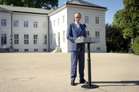 Kabinettsklausur im Schloss Neuhardenberg