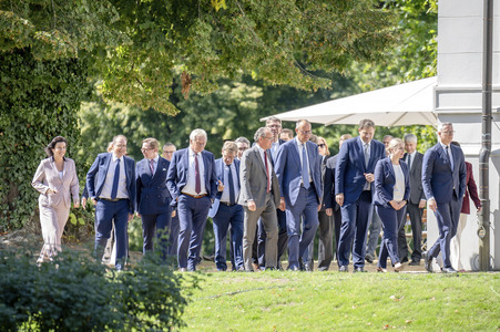 Kabinettsklausur im Schloss Neuhardenberg