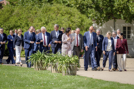 Kabinettsklausur im Schloss Neuhardenberg