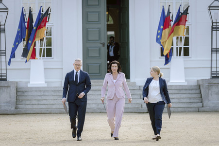 Kabinettsklausur im Schloss Neuhardenberg