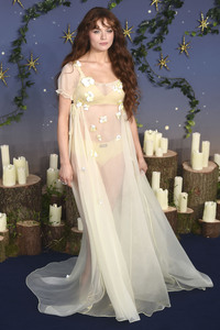 Filmpremiere 'Practical Magic 2 - Zauberhafte Schwestern' in London