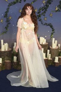 Filmpremiere 'Practical Magic 2 - Zauberhafte Schwestern' in London