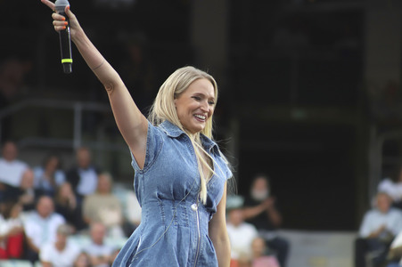 Konzert von Julia Buchner in Kitzbühel