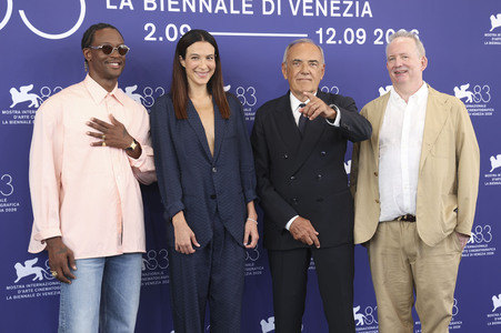 Photocall mit den Sparten-Jurys, Internationale Filmfestspiele von Venedig 2026