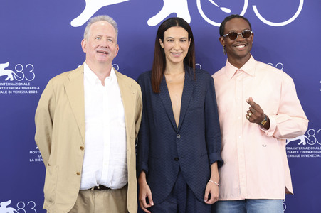 Photocall mit den Sparten-Jurys, Internationale Filmfestspiele von Venedig 2026