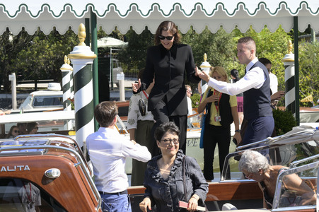 Abfahrt der Jury am Hotel Excelsior, Internationale Filmfestspiele von Venedig 2026