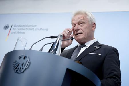 Pressekonferenz zur Vorstellung des Ernteberichts 2025 in Berlin