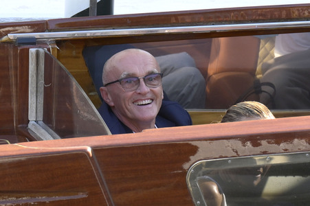 Abfahrt von Jack O'Connell und Danny Boyle vom Hotel Excelsior, Internationale Filmfestspiele von Venedig 2026