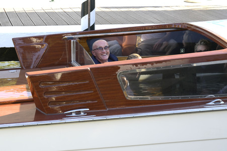 Abfahrt von Jack O'Connell und Danny Boyle vom Hotel Excelsior, Internationale Filmfestspiele von Venedig 2026