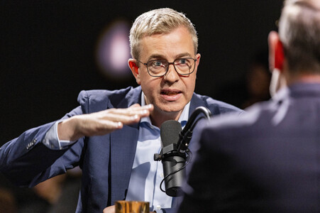 Stefan Evers im ntv Salon in Berlin