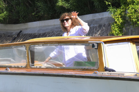Abfahrt von Susan Sarandon vom Hotel Excelsior, Internationale Filmfestspiele von Venedig 2026