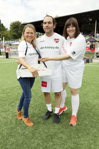 Benefiz-Fußballspiel 'Kicken mit Herz' 2026 in Hamburg