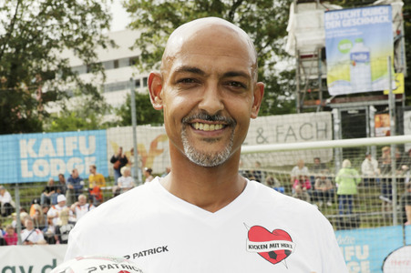 Benefiz-Fußballspiel 'Kicken mit Herz' 2026 in Hamburg