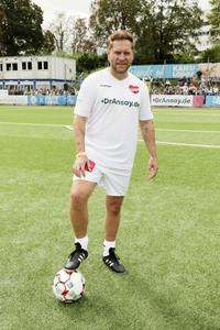 Benefiz-Fußballspiel 'Kicken mit Herz' 2026 in Hamburg