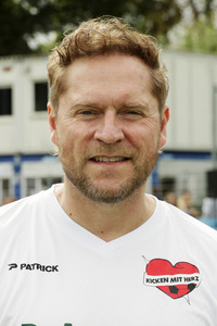 Benefiz-Fußballspiel 'Kicken mit Herz' 2026 in Hamburg