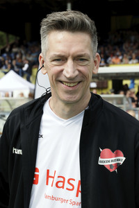 Benefiz-Fußballspiel 'Kicken mit Herz' 2026 in Hamburg