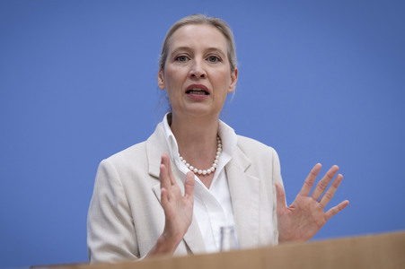 Bundespressekonferenz 'AfD - Auswirkungen der Landtagswahl in Sachsen-Anhalt auf die Bundespolitik' in Berlin