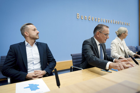 Bundespressekonferenz 'AfD - Auswirkungen der Landtagswahl in Sachsen-Anhalt auf die Bundespolitik' in Berlin