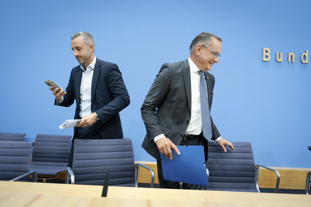 Bundespressekonferenz 'AfD - Auswirkungen der Landtagswahl in Sachsen-Anhalt auf die Bundespolitik' in Berlin