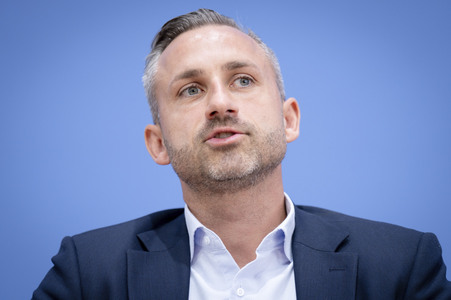 Bundespressekonferenz 'AfD - Auswirkungen der Landtagswahl in Sachsen-Anhalt auf die Bundespolitik' in Berlin