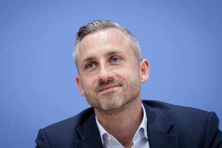 Bundespressekonferenz 'AfD - Auswirkungen der Landtagswahl in Sachsen-Anhalt auf die Bundespolitik' in Berlin