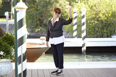Abfahrt von Susan Sarandon vom Hotel Excelsior, Internationale Filmfestspiele von Venedig 2026