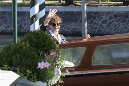 Abfahrt von Susan Sarandon vom Hotel Excelsior, Internationale Filmfestspiele von Venedig 2026
