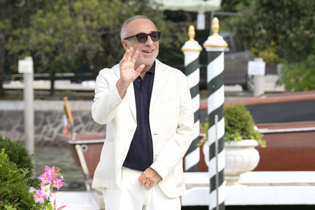 Ankunft von Pierfrancesco Favino, Giovanni Veronesi und Silvio Orlando am Hotel Excelsior, Internationale Filmfestspiele von Venedig 2026